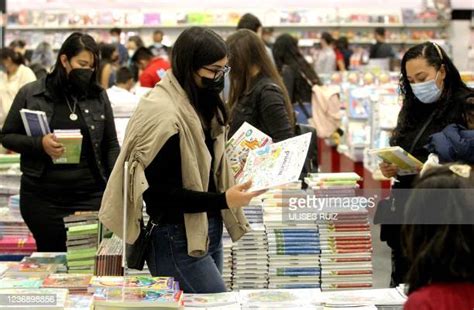 Das Guadalajara International Book Fair 2019: Ein Triumph der mexikanischen Literatur und ein Meilenstein für Ana Clavel-Vázquez